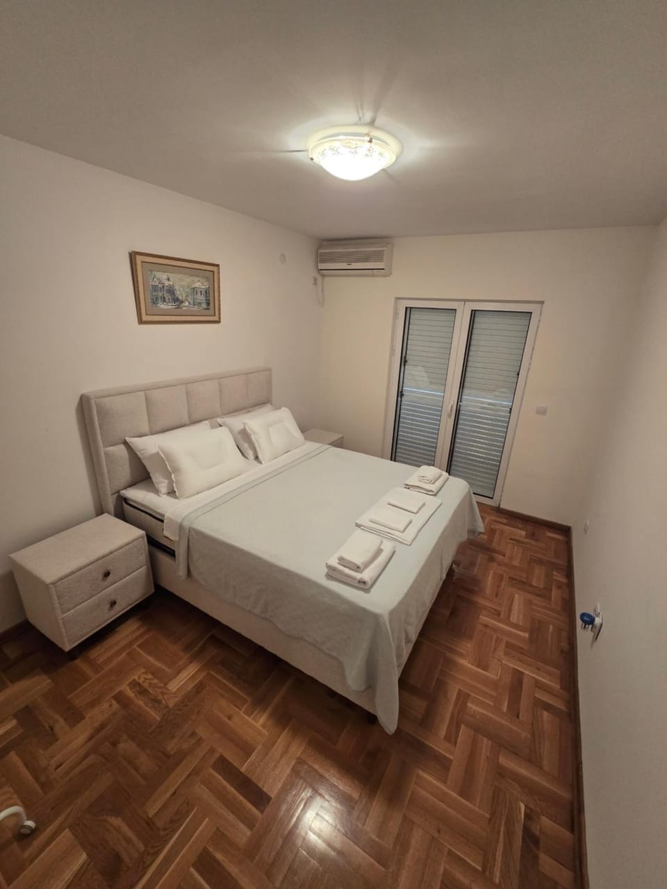 Omega 5 City Center Apartment in Budva
