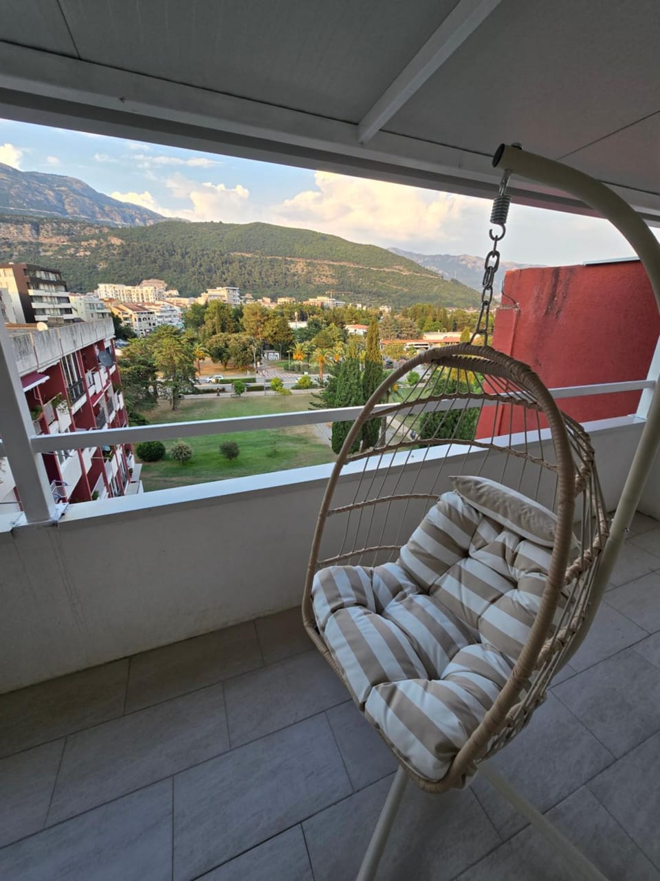 Day, Natural landscape, Balcony/Terrace