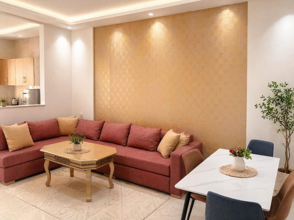 Kitchen or kitchenette, Living room, Seating area, Dining area