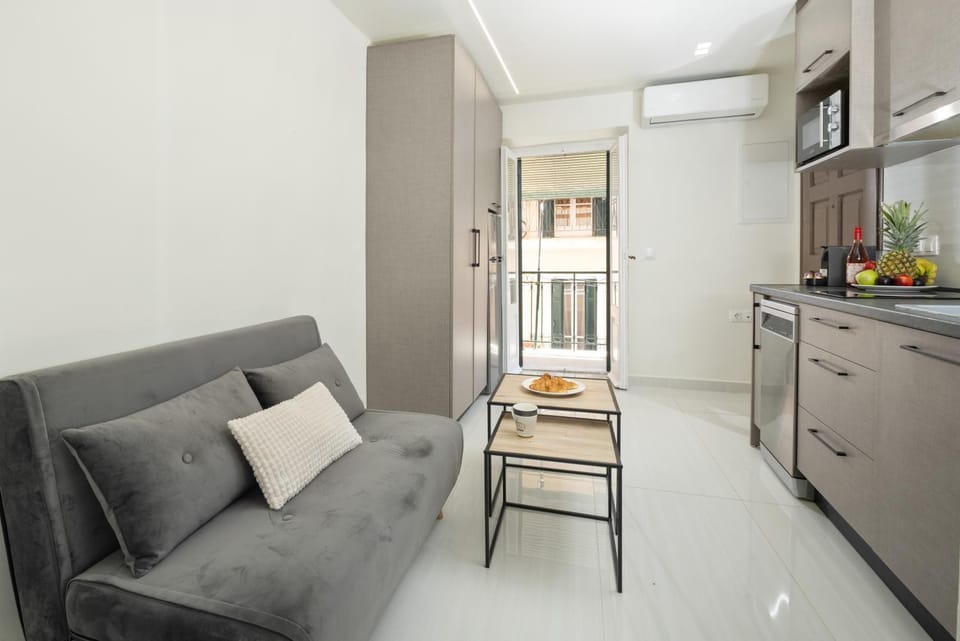 Balcony/Terrace, Living room