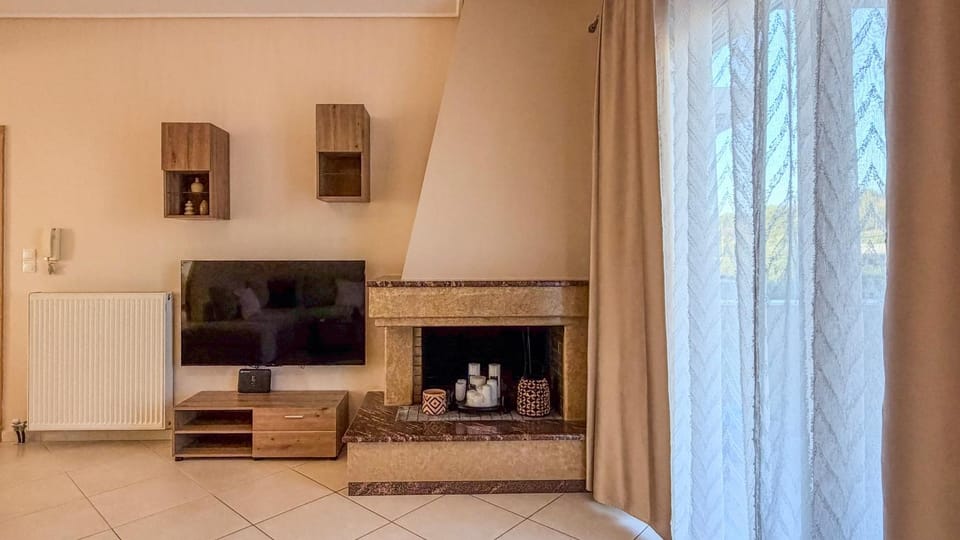 Kyras Vrysi Retreat Mountain Views & BBQ Apartment in Peloponnese Region
