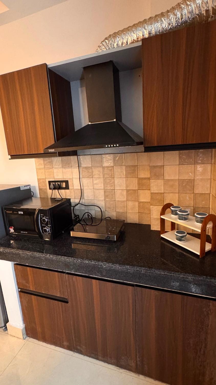 Luxury 1BHK Near Cyber City Apartment in Gurugram