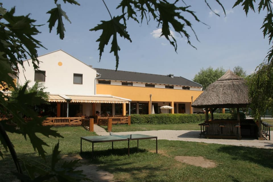 Property building, Property building