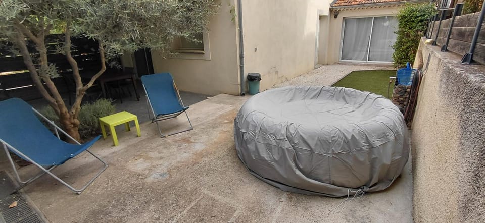 Location saisonnière proche d Avignon Festival House in Sorgues