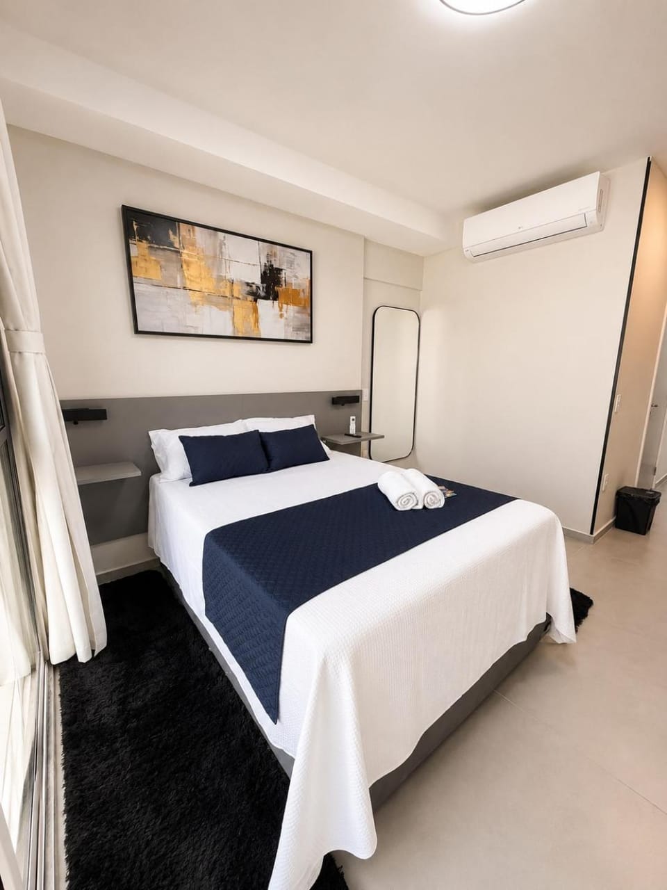 Bed, Photo of the whole room, Bedroom, towels, air conditioner