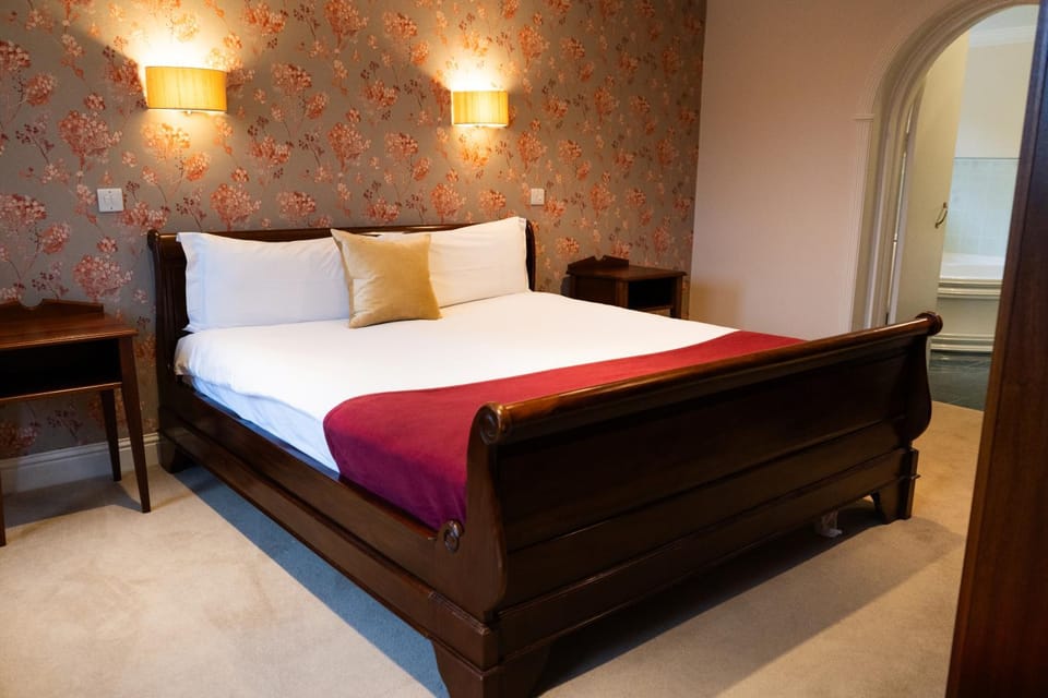Hazelwood Lodge Bed and Breakfast in County Clare