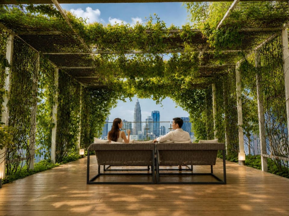 Spring, Day, People, Garden, View (from property/room), Balcony/Terrace, Balcony/Terrace, Guests, Garden view, group of guests