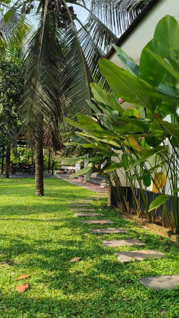 VIHAN Villa House in Kerala