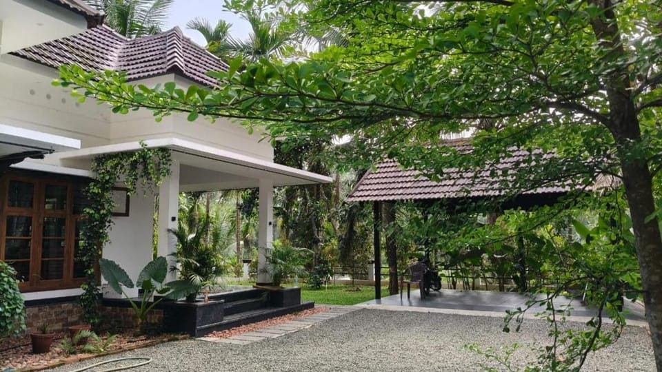 VIHAN Villa House in Kerala