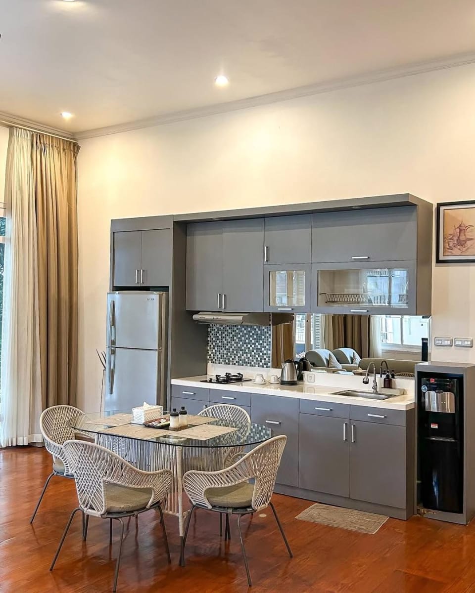 Kitchen or kitchenette, Kitchen or kitchenette