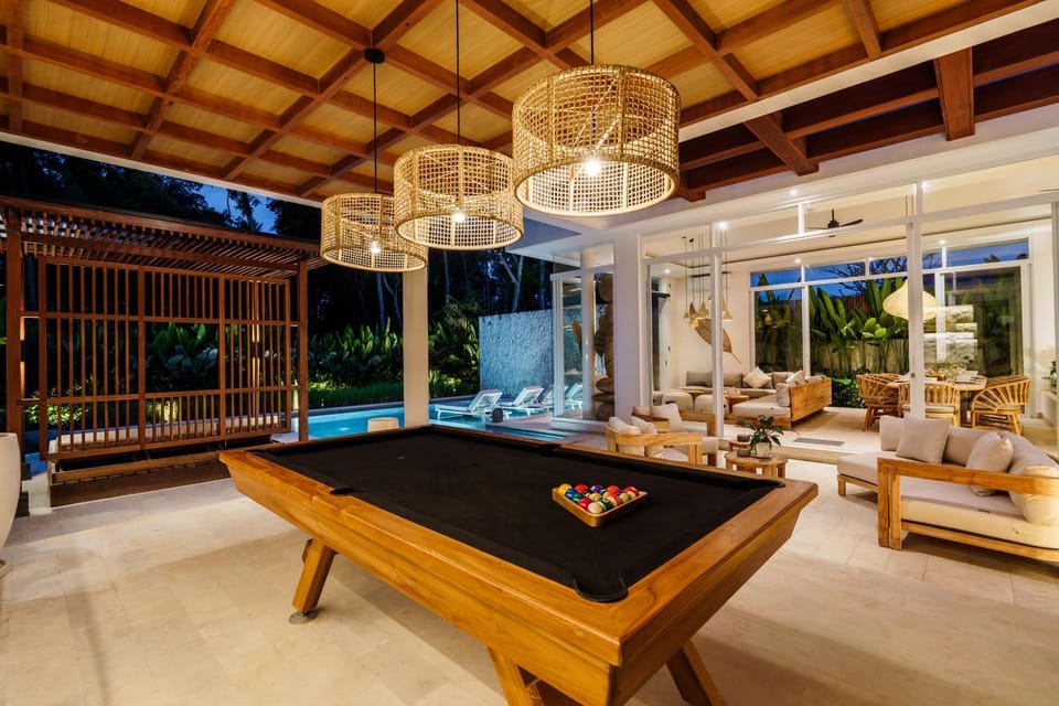 Billiard, Game Room, Living room