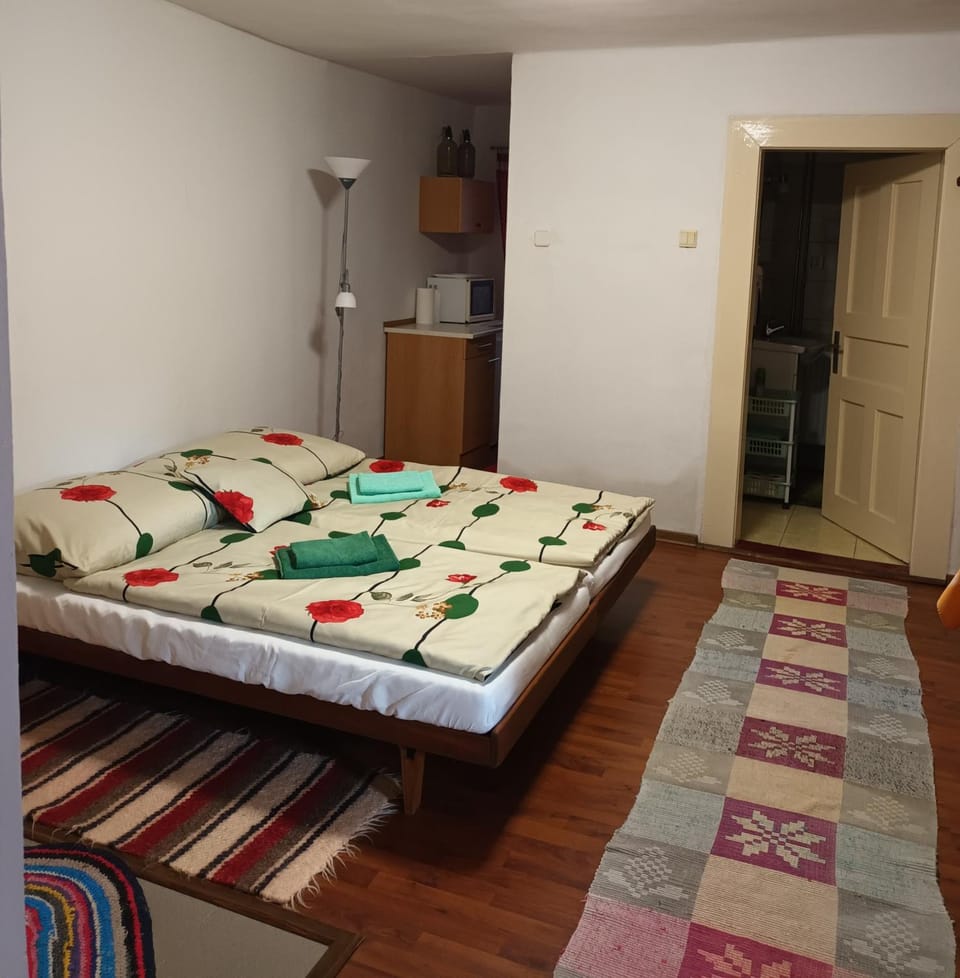 Chalupa Za zeleným plotom Country House in Slovakia