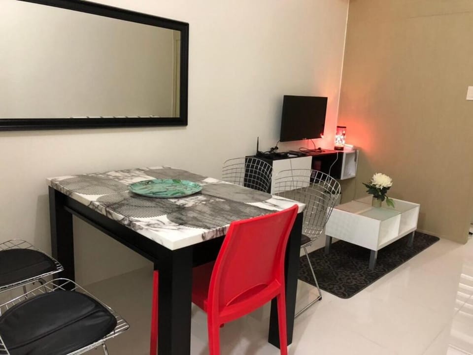Taal View 1031 Apartment in Tagaytay