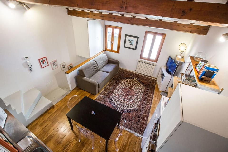 TV and multimedia, Living room, Dining area
