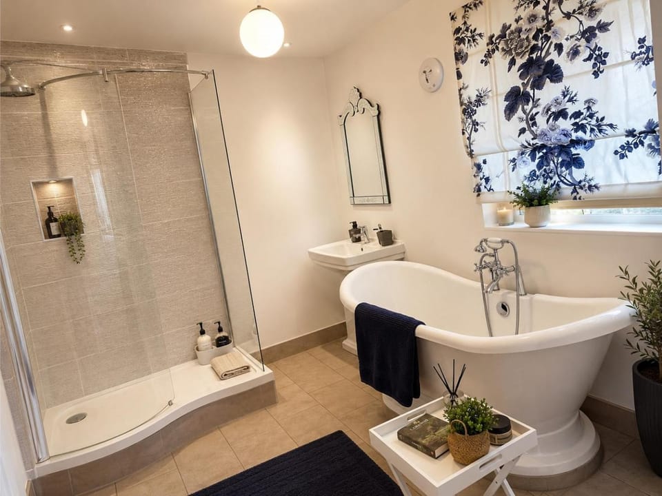The Coach House & The Stables Yorkshire Peak District With and without hot tub options House in Borough of Barnsley