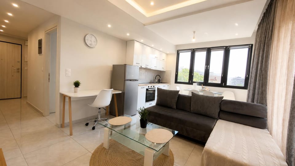 Kitchen or kitchenette, Living room