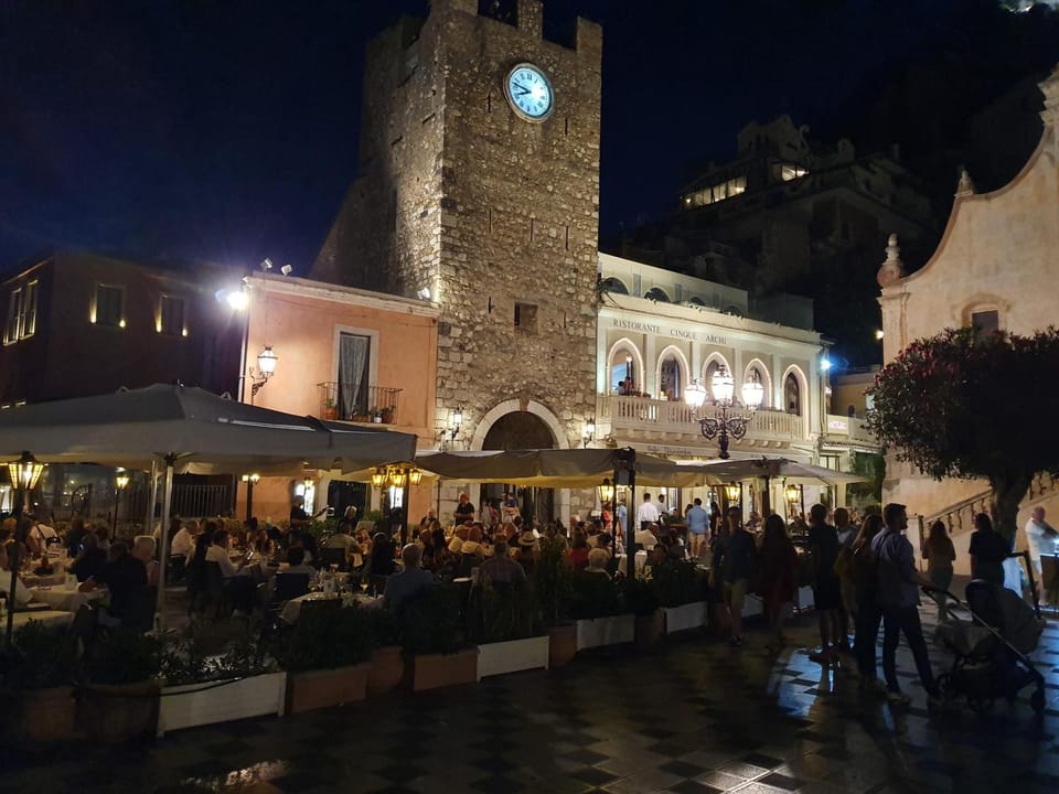 Nearby landmark, Shopping Area