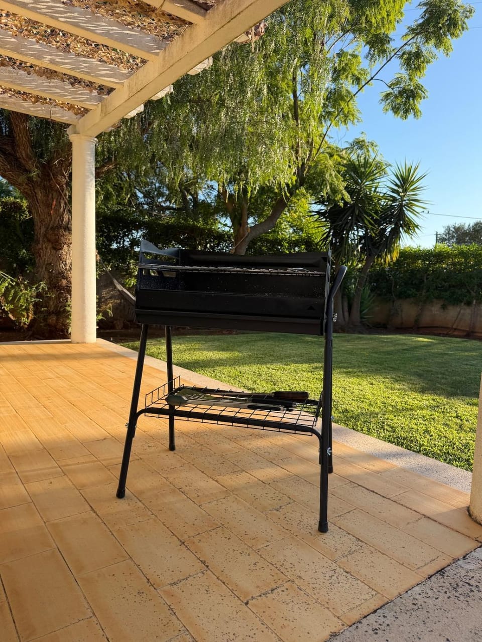 Patio, BBQ facilities, Garden