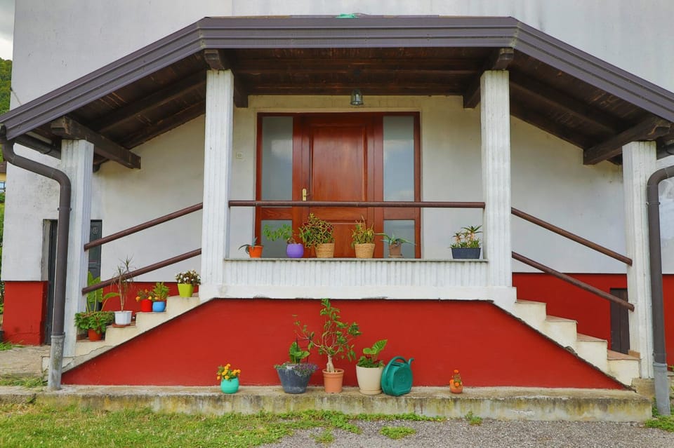 Facade/entrance