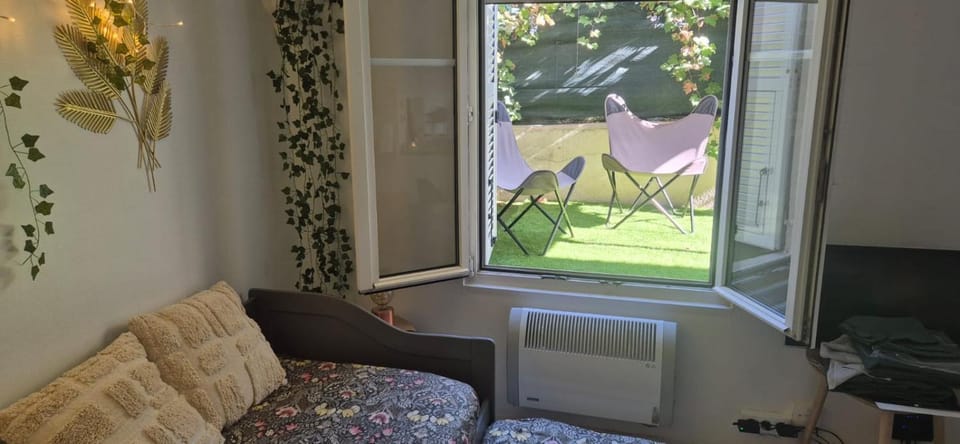 Ecrin de verdure au calme Studio cosy Apartment in Nice