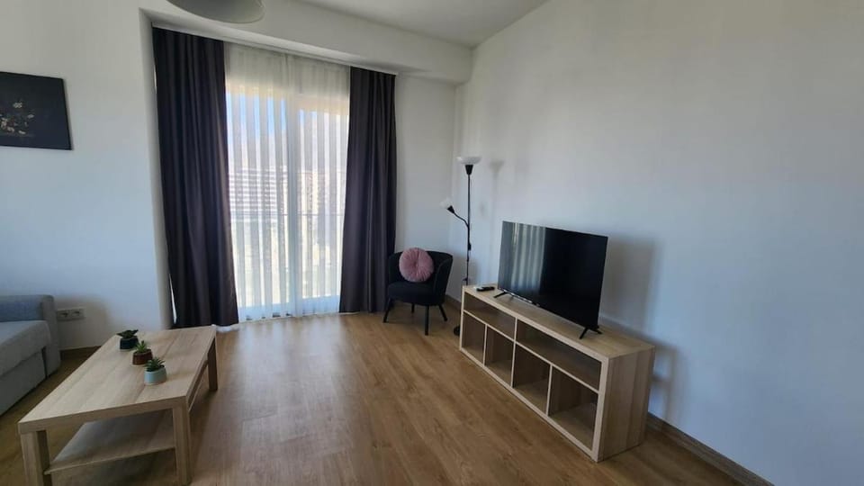 Luxury Sea View 2BR Apartment Modern Pool Apartment in Montenegro