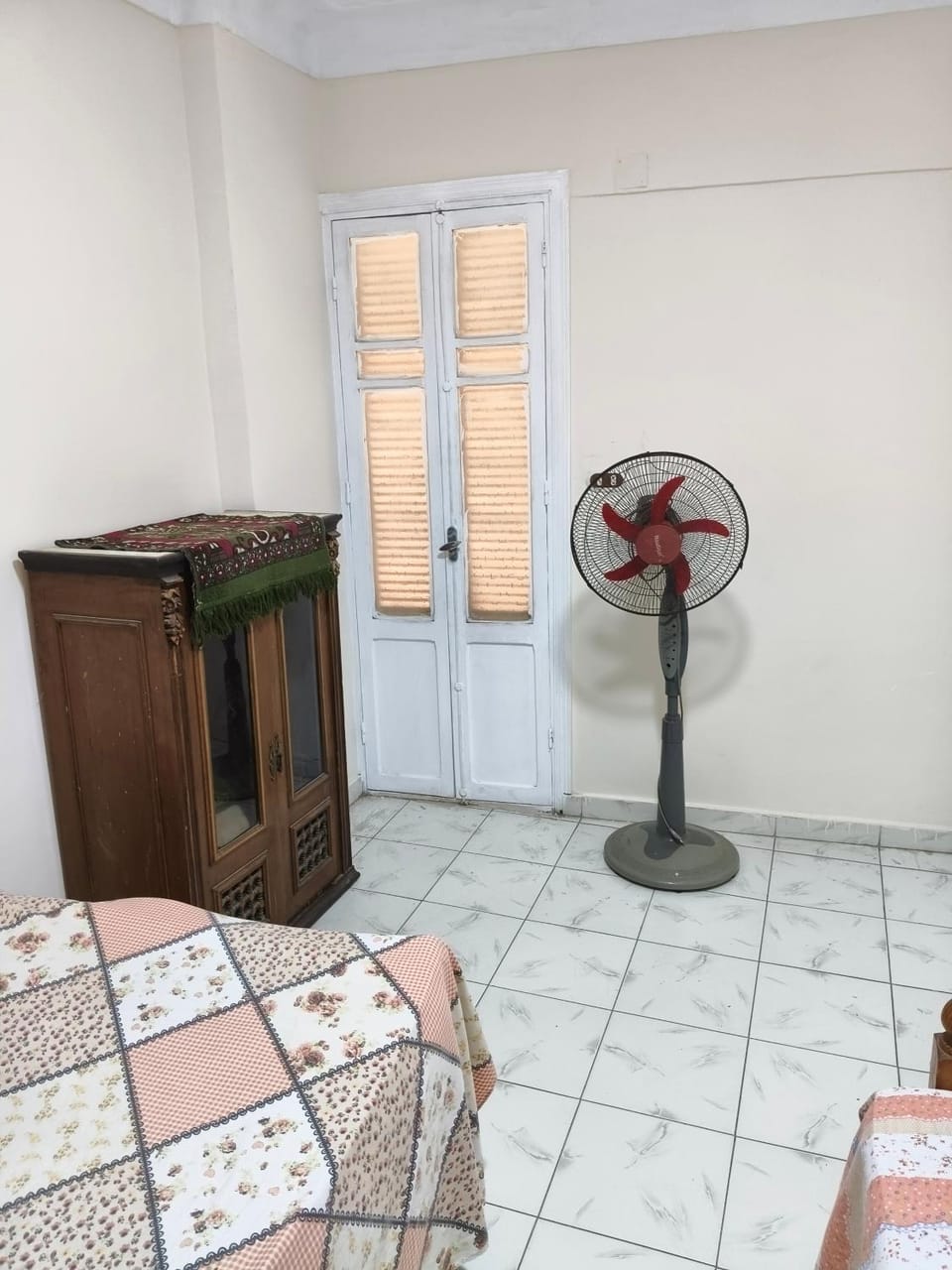 Floor 10 - St 57 K-V Apartment in Alexandria