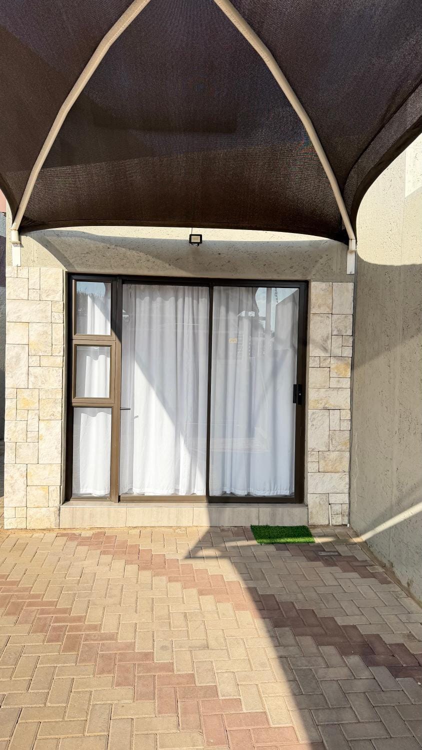 The Cozy Room in Cimbebasia Apartment in Windhoek