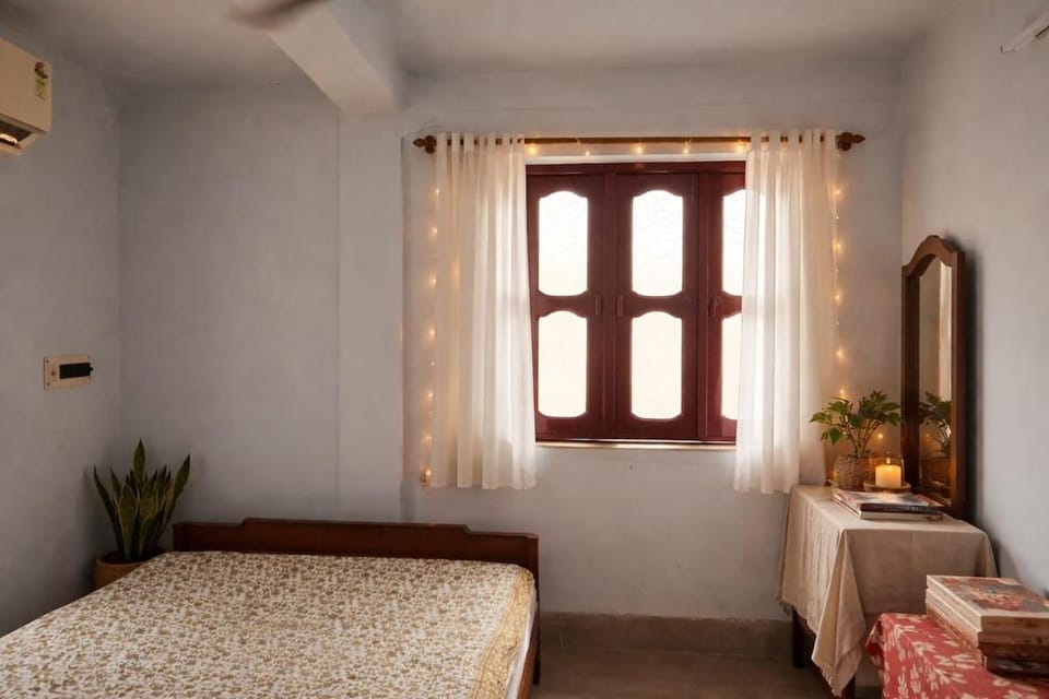 Blue Niwas Apartment in Kolkata