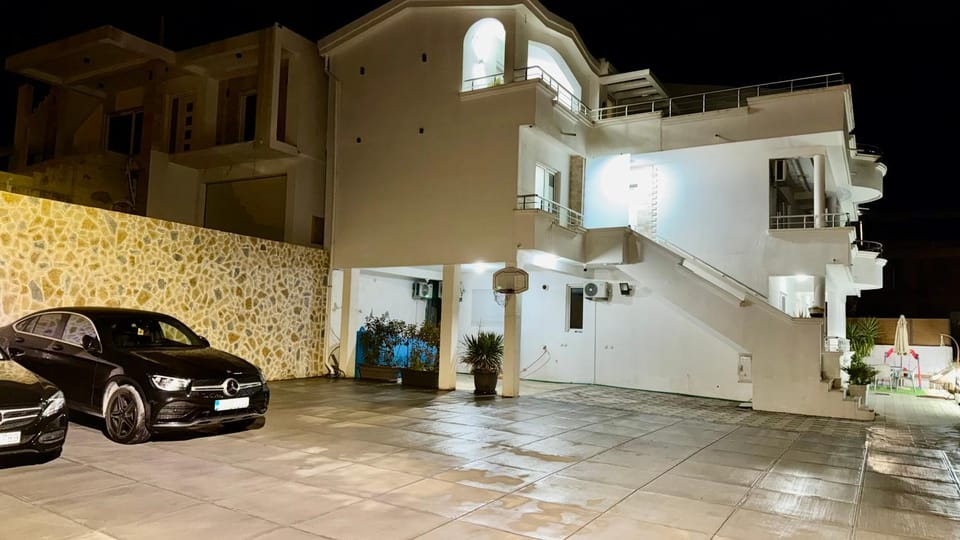 LuxuryHomeUlcinj1 House in Ulcinj