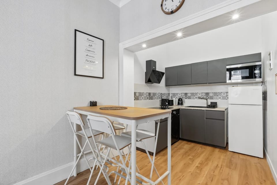 stove, kitchen, kitchen