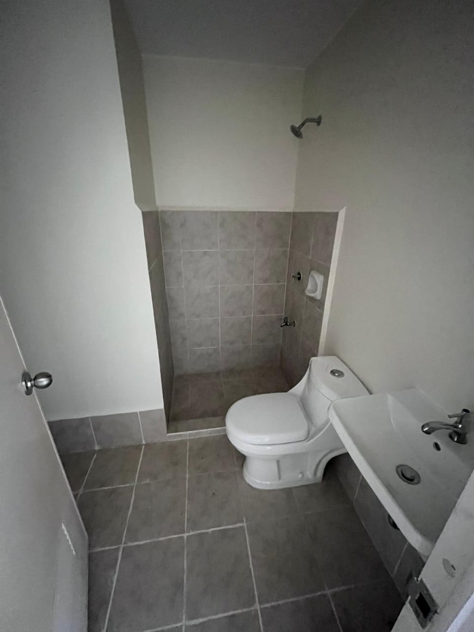 Jenings Place Apartment in Las Pinas