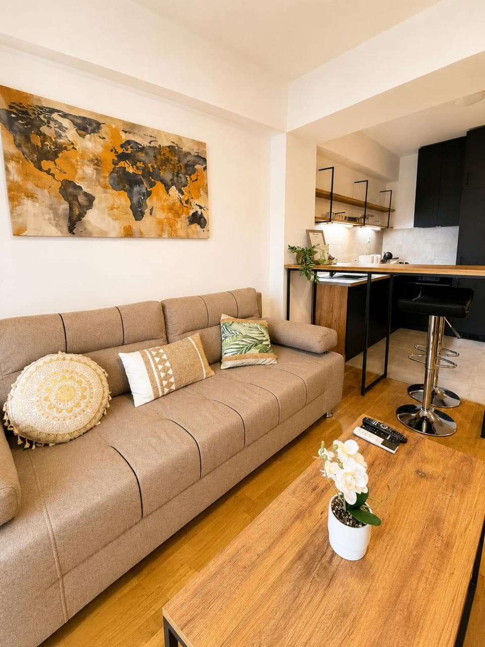 Aura Residence in city centre with free parking Apartment in Skopje