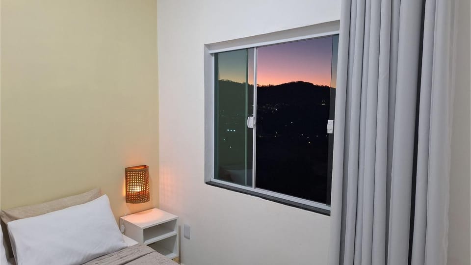 Bed, Natural landscape, Photo of the whole room, Bedroom, Mountain view