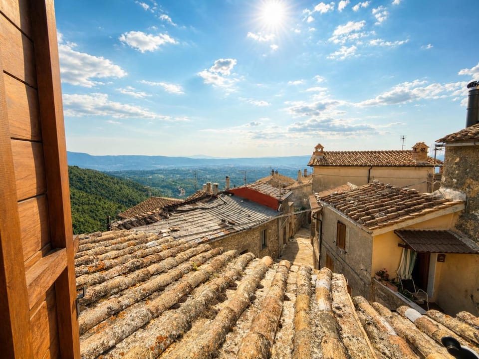 Nido del Drago, the village's first historic residence House in Terni
