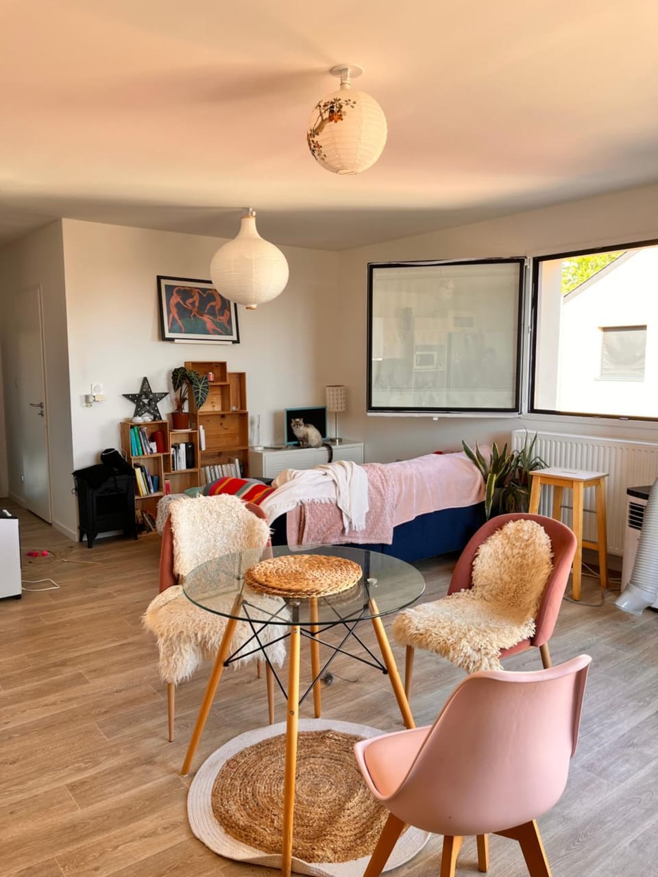 Chambre privée à l'étage dans un duplex calme à Chantenay Vacation rental in Saint-Herblain
