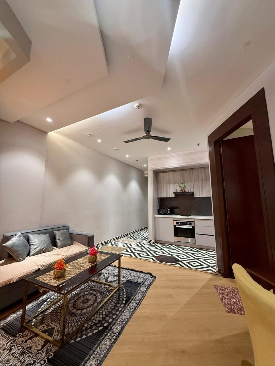 Premium 2BHK Studio, Couple Friendly Apartment in Noida
