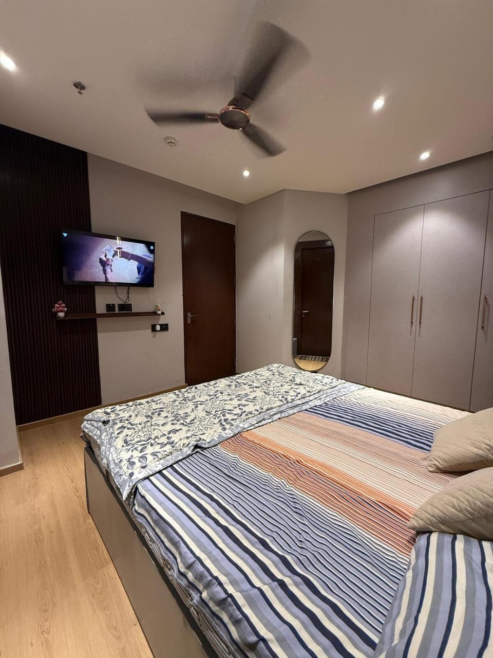 Premium 2BHK Studio, Couple Friendly Apartment in Noida