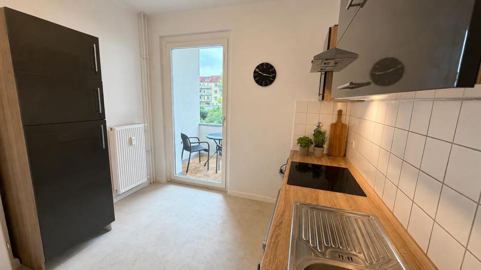 Gemütliches Apartment für 6 Personen mit Balkon, Wifi, Smart-TVs Apartment in Saxony-Anhalt, Germany