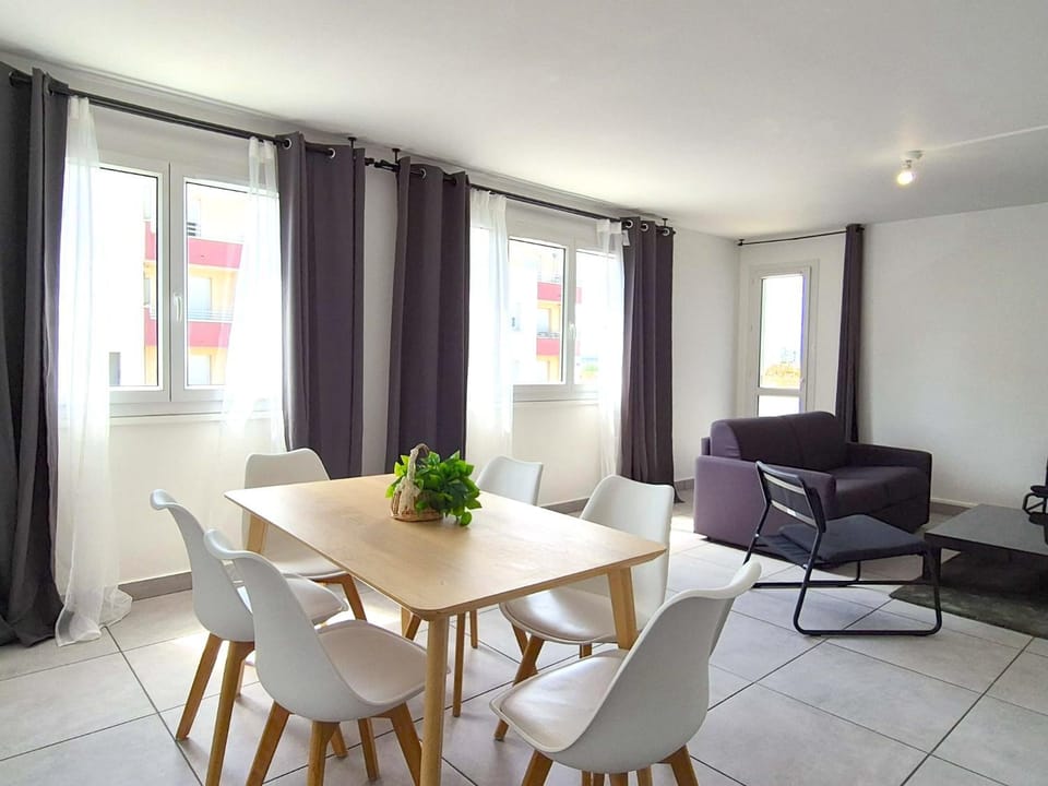 Varna - Reims proche centre-ville Apartment in Reims