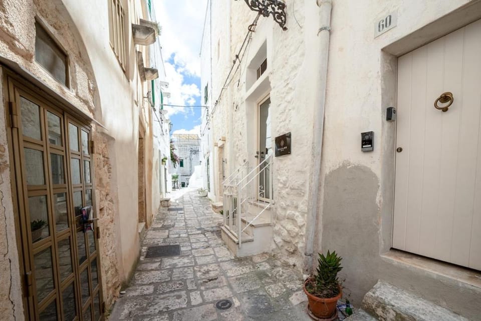 Balsamo Suite in the center of Ostuni House in Ostuni
