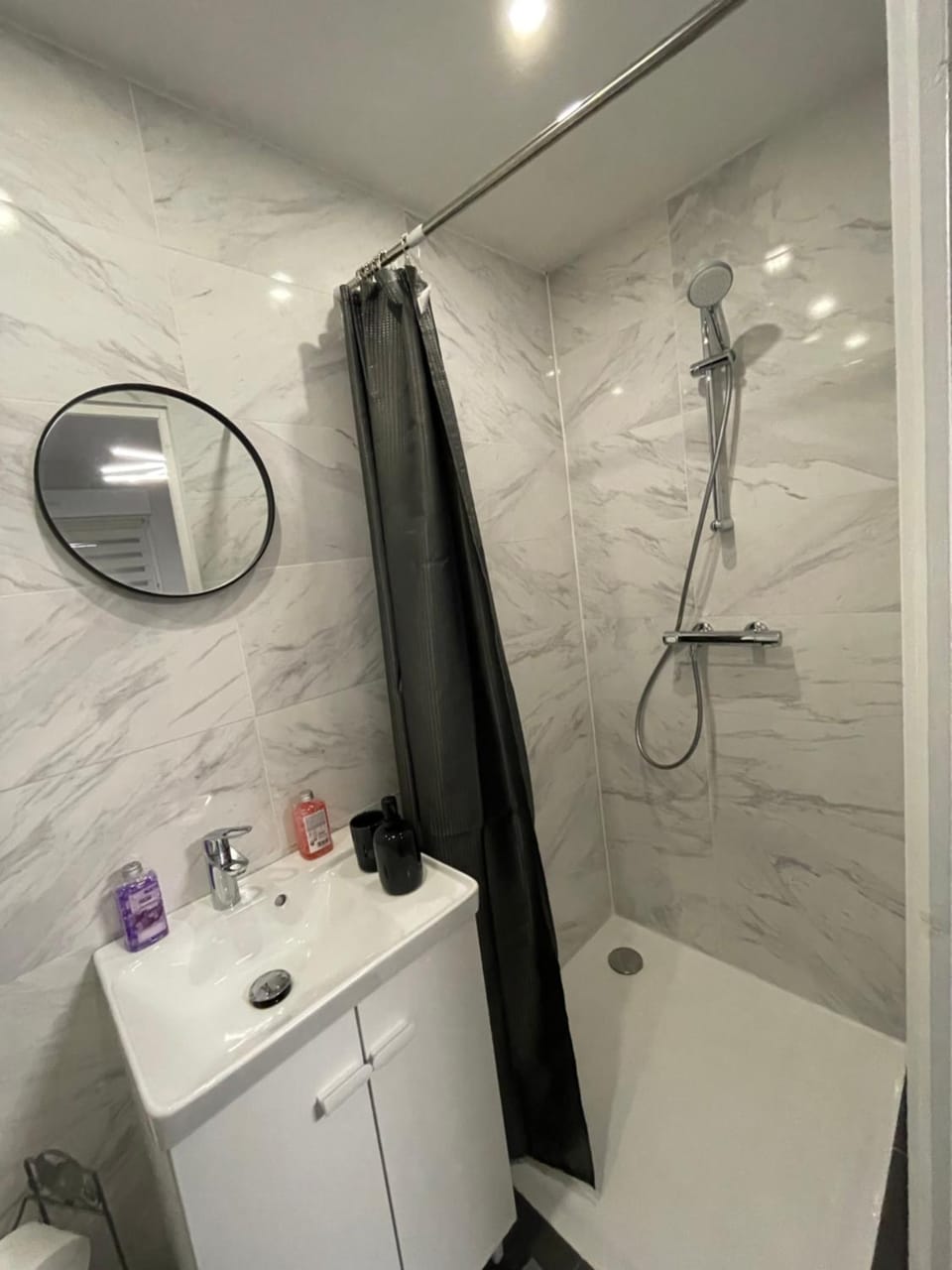 Studio spacieux avec balcon et parking gratuit Apartment in Ortenau