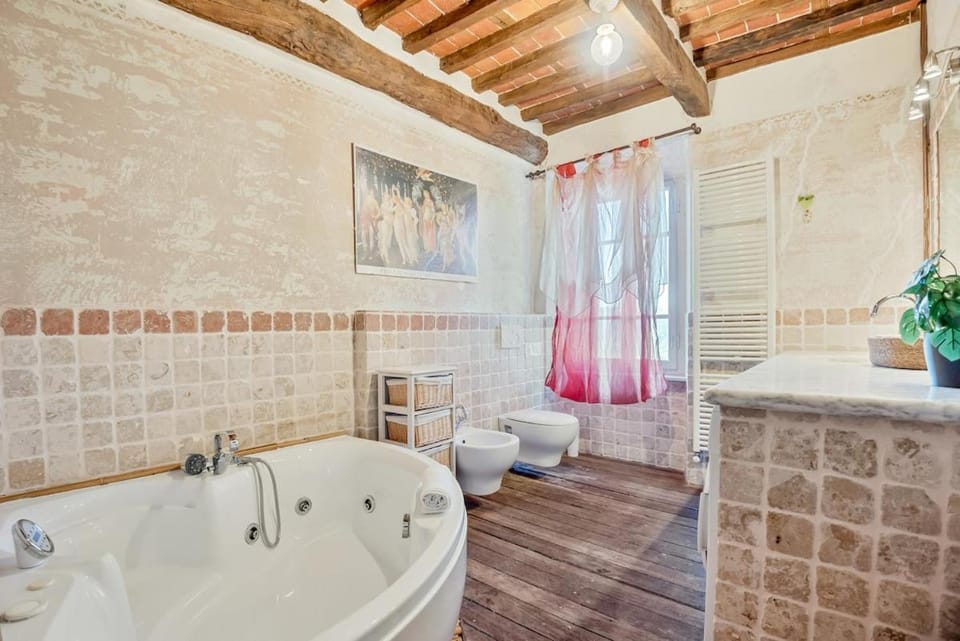 Silerchie Hill Sea House House in Camaiore
