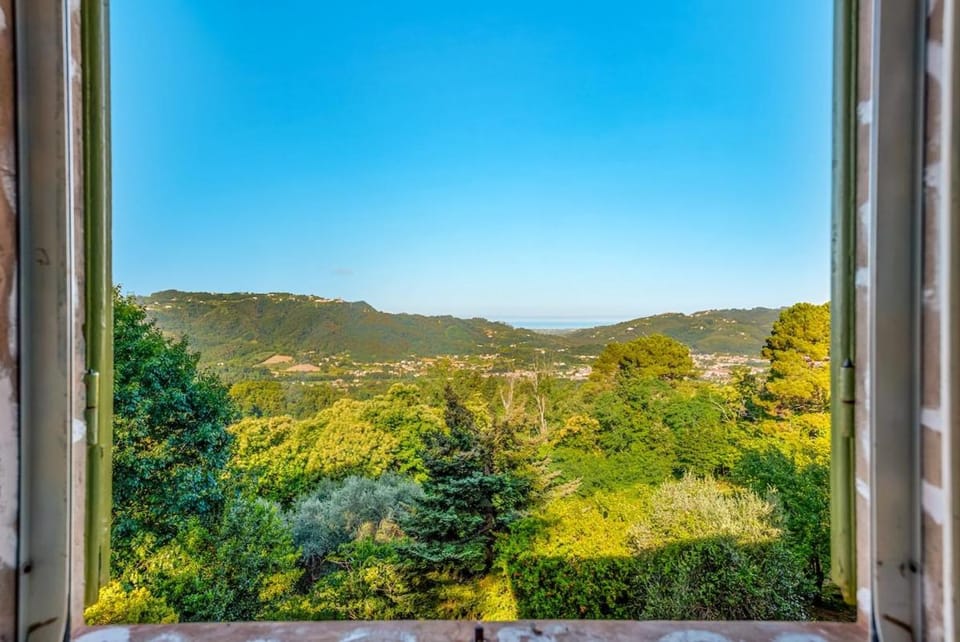 Silerchie Hill Sea House House in Camaiore