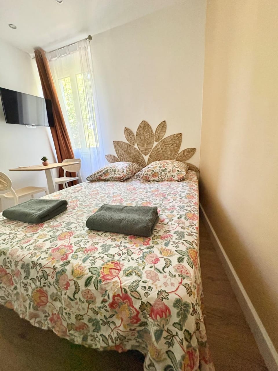 Coudert VI l Petit Studio Climatisé Hyper Centre Apartment in Occitanie