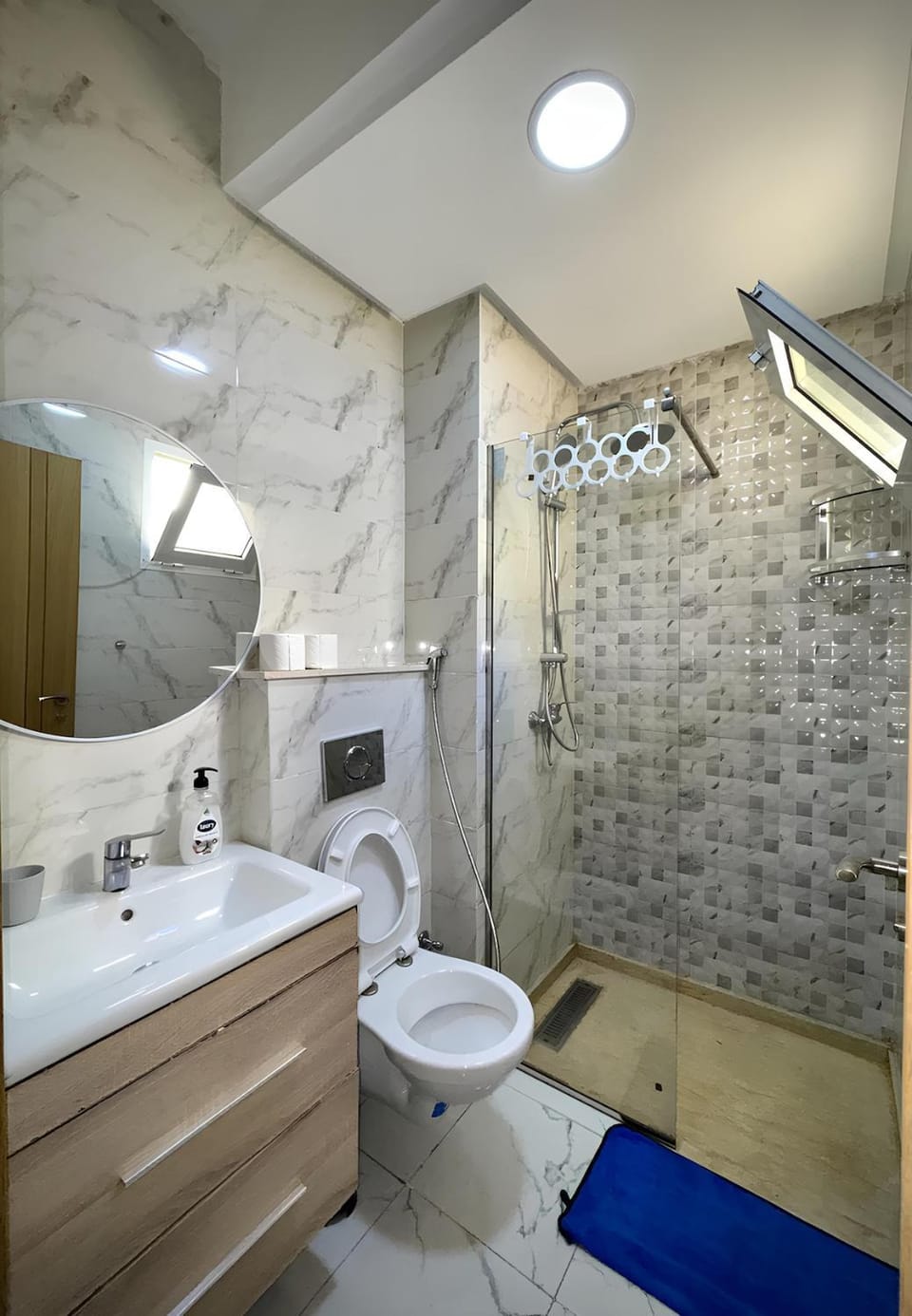 Majorelle Grenat stylish and bright Apartment in Tangier