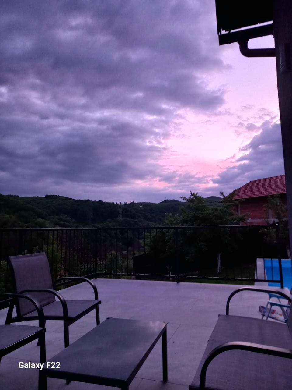 Vikendica sa bazenom House in Sarajevo