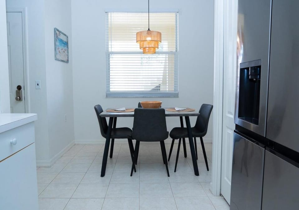 Estero Condo near Naples, RSW, FGCU and the beach Apartment in Estero