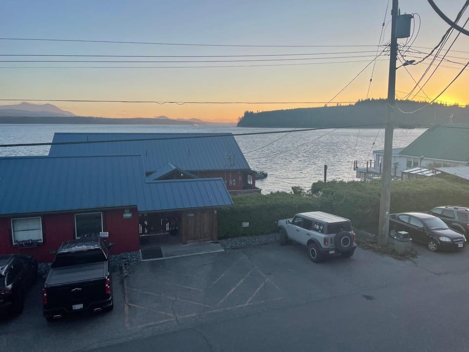 Bayside Inn Hotel in Vancouver Island