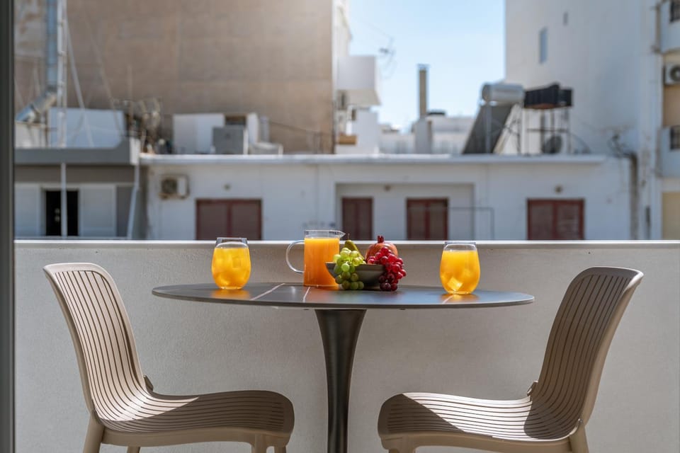Patio, View (from property/room), Balcony/Terrace, Dining area