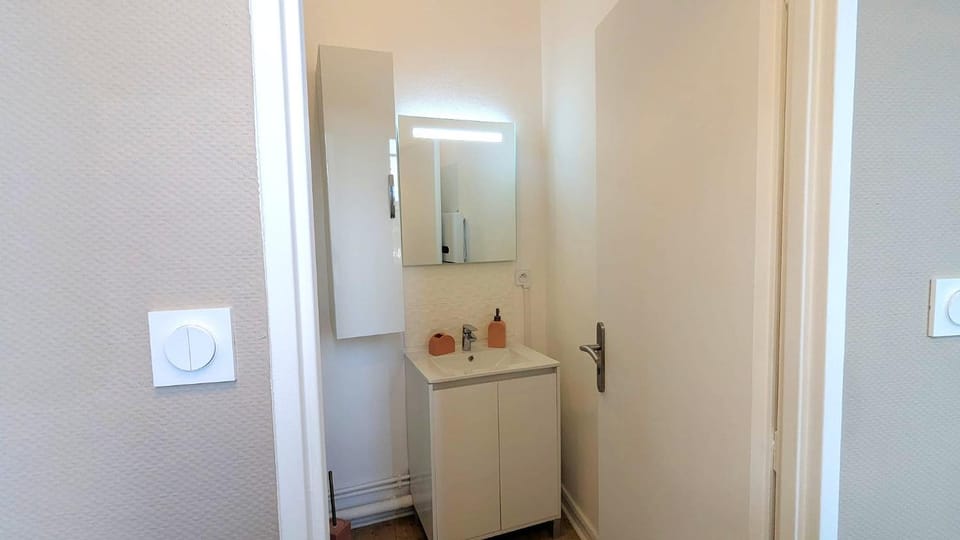 Au Fil de l'Eau, Studio Coeur de Metz Apartment in Metz